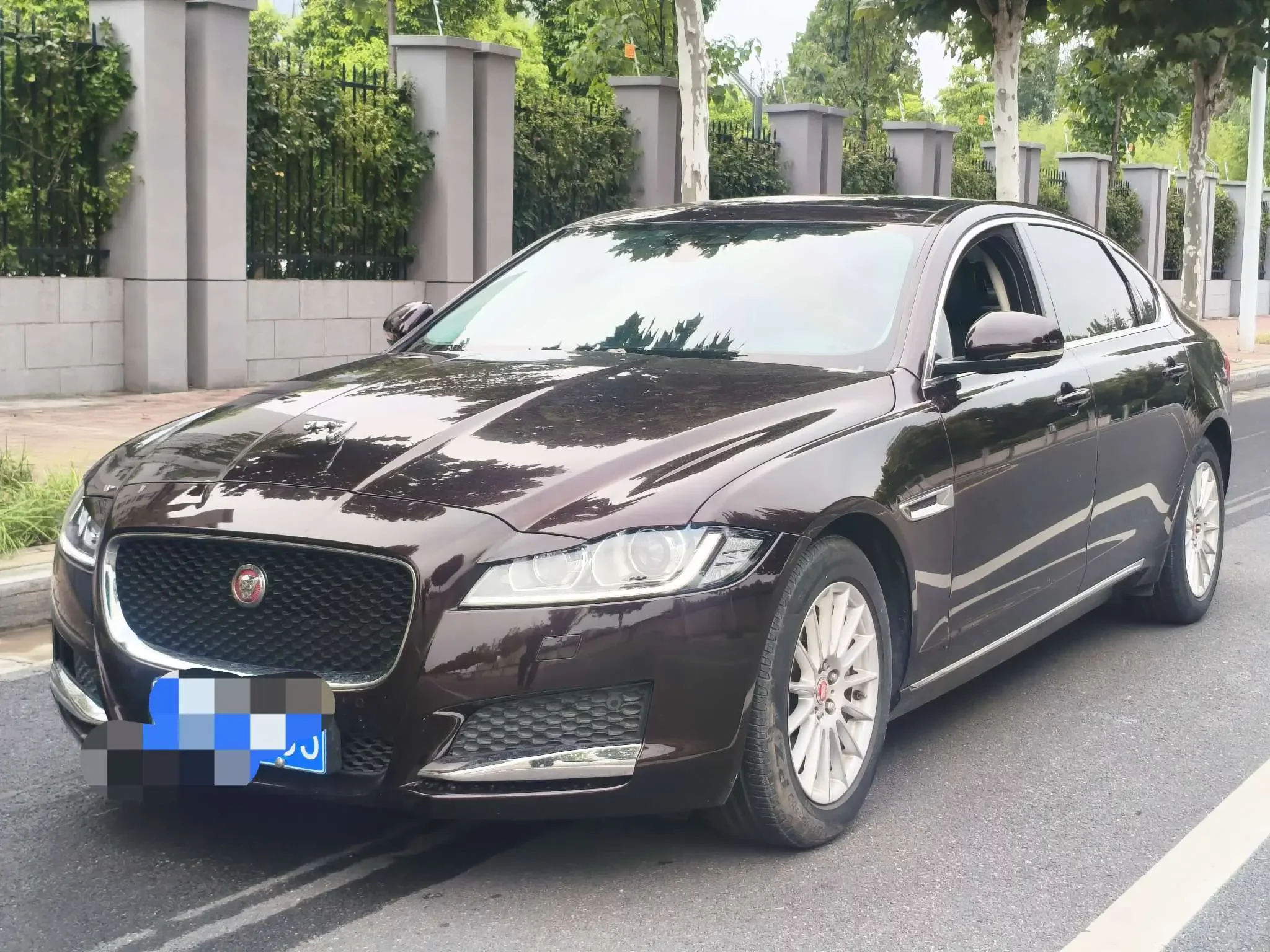 Jaguar XFL