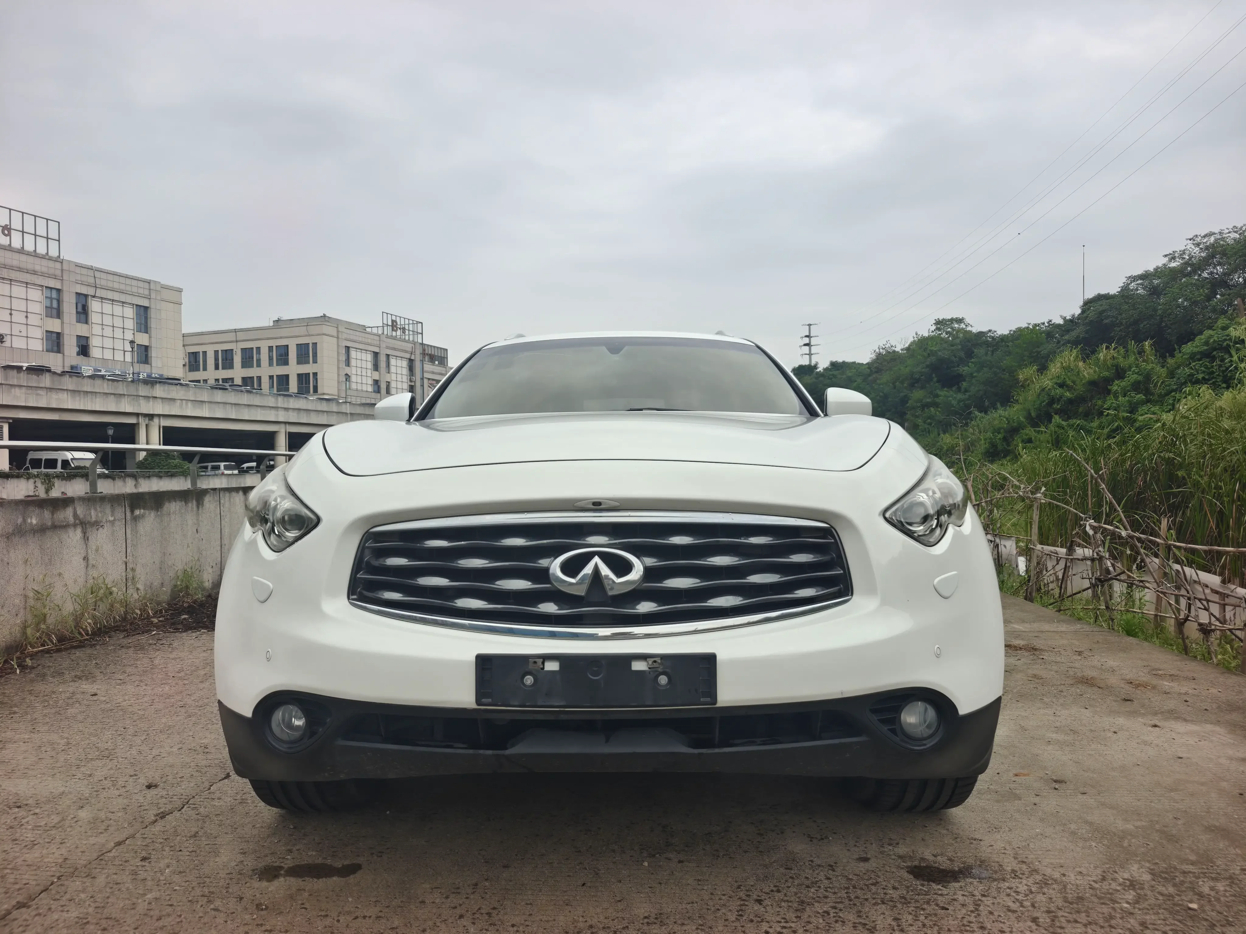 Infiniti FX  из Китая