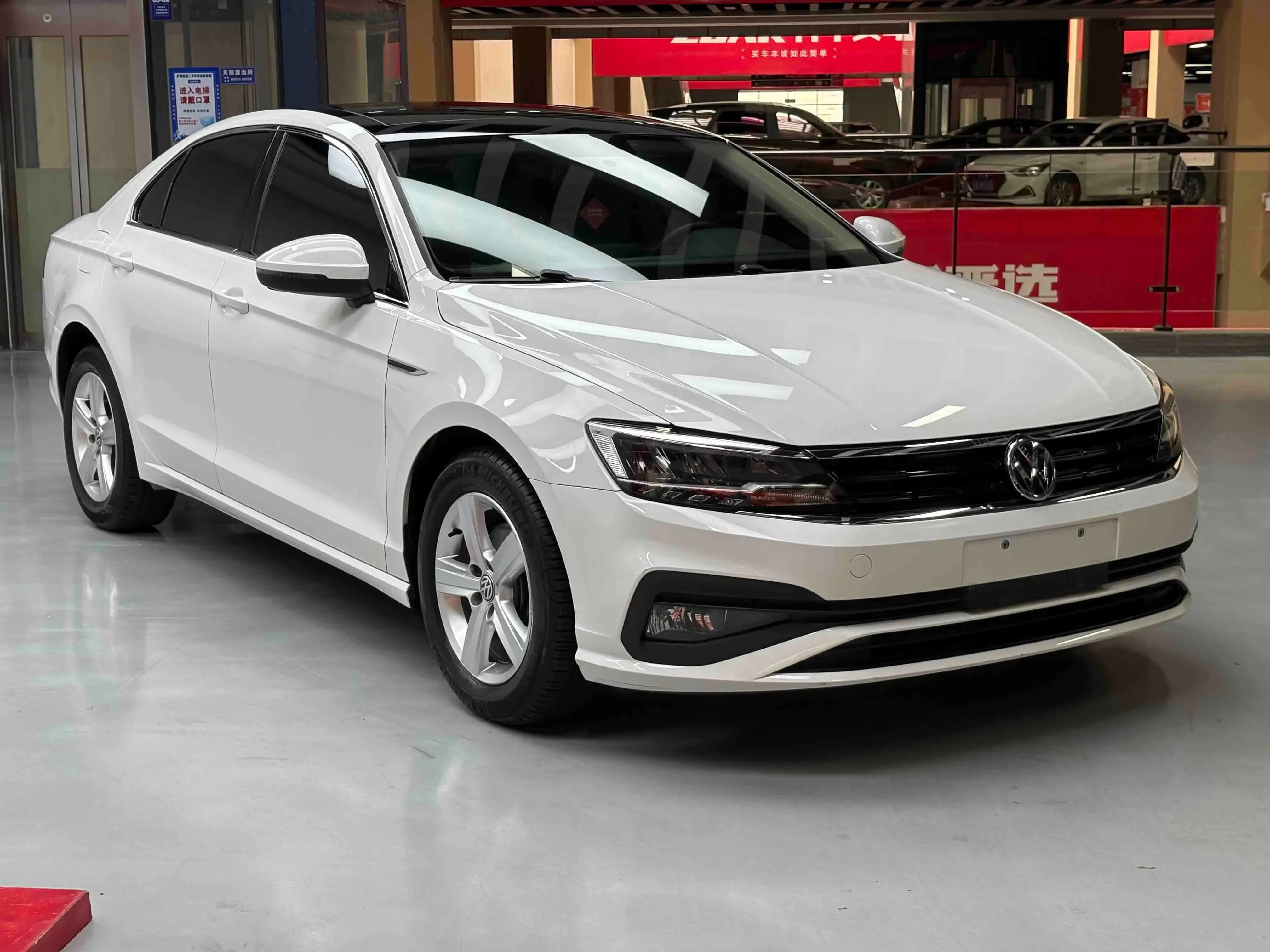 Volkswagen Lamando