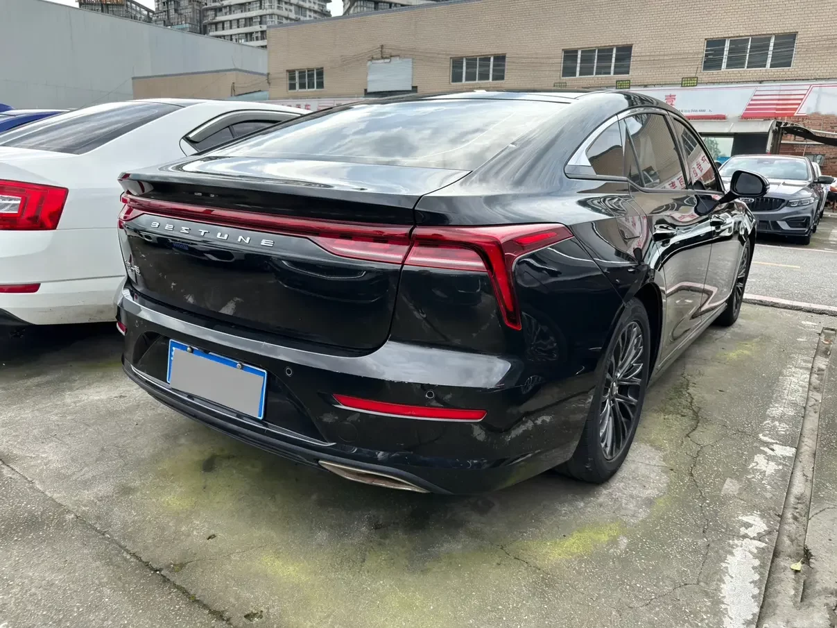 FAW Bestune B70