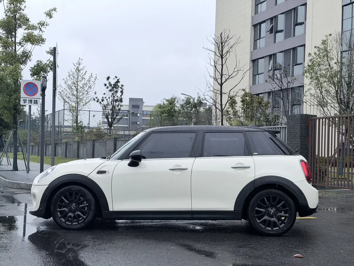 MINI MINI