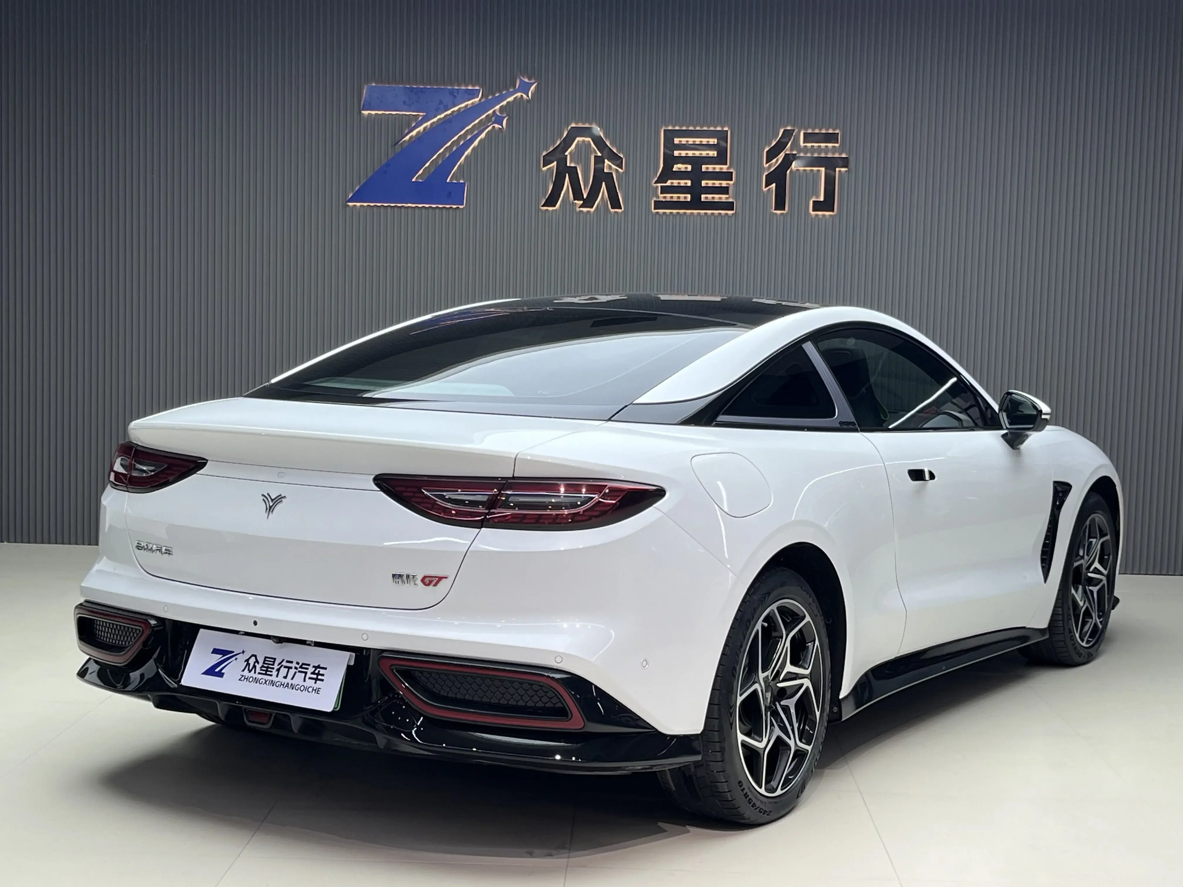 NETA GT