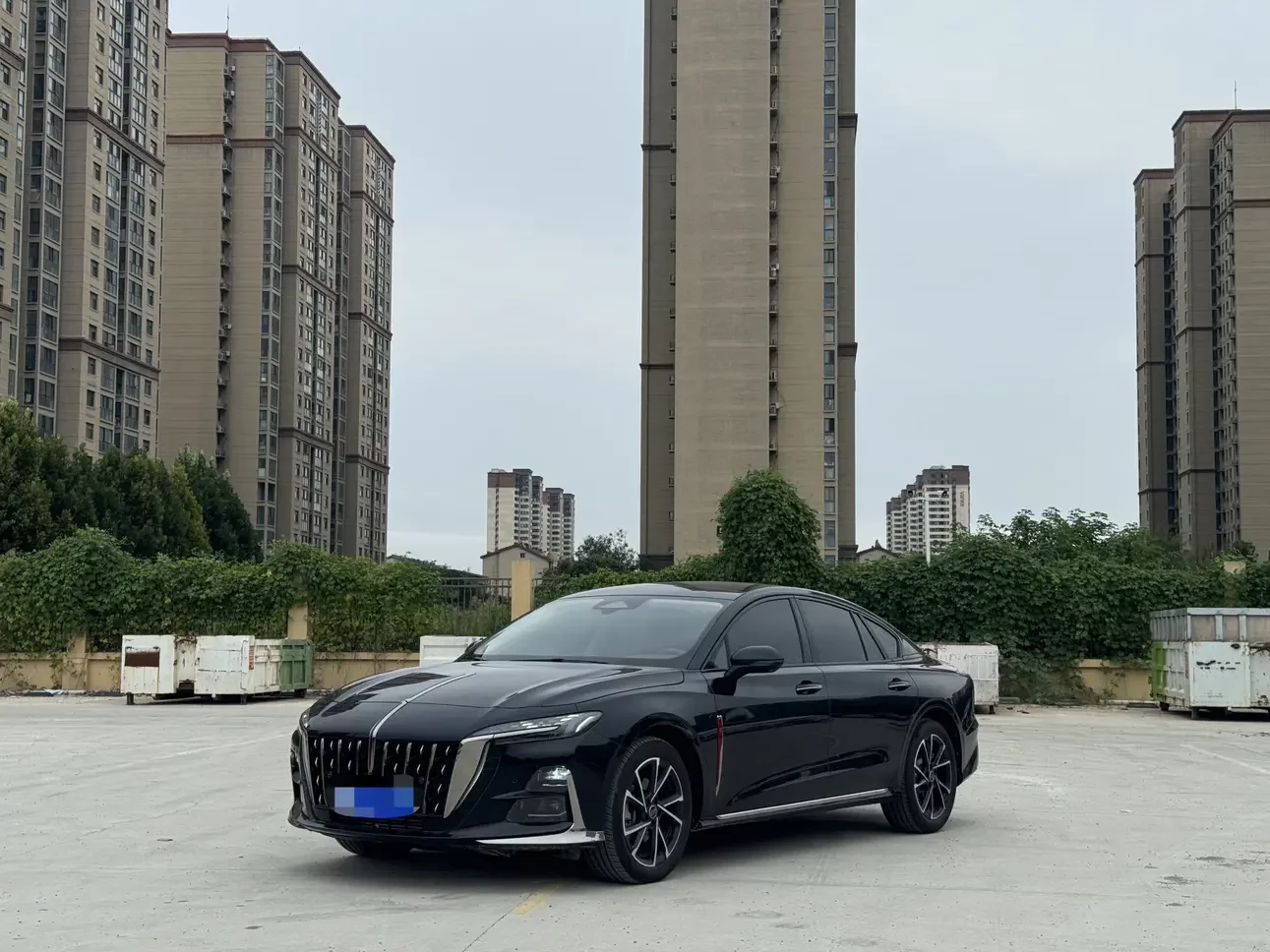 Hongqi H6