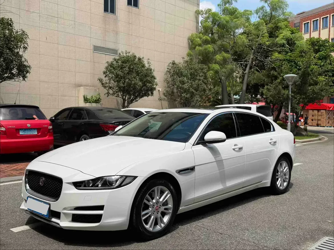 Jaguar XEL