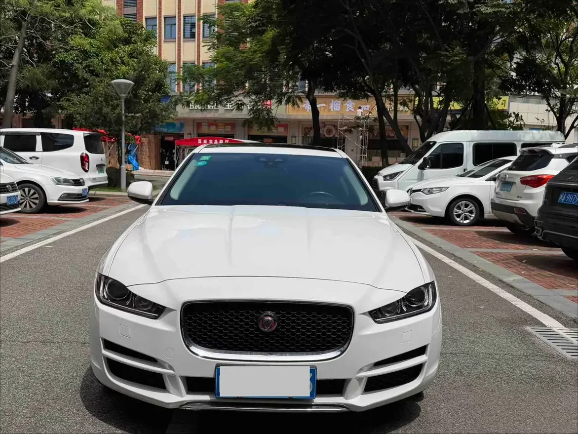 Jaguar XEL