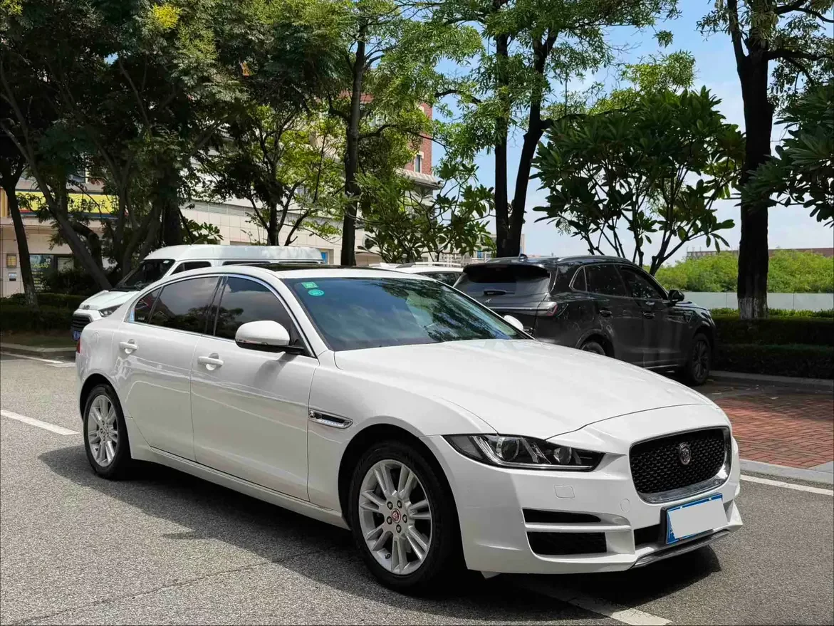 Jaguar XEL