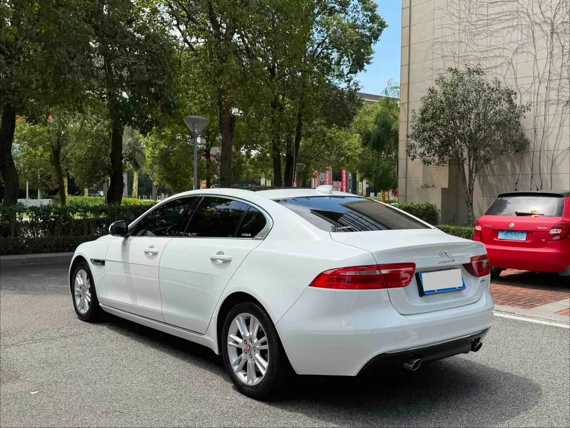 Jaguar XEL
