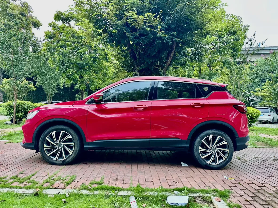 Geely Coolray SX11