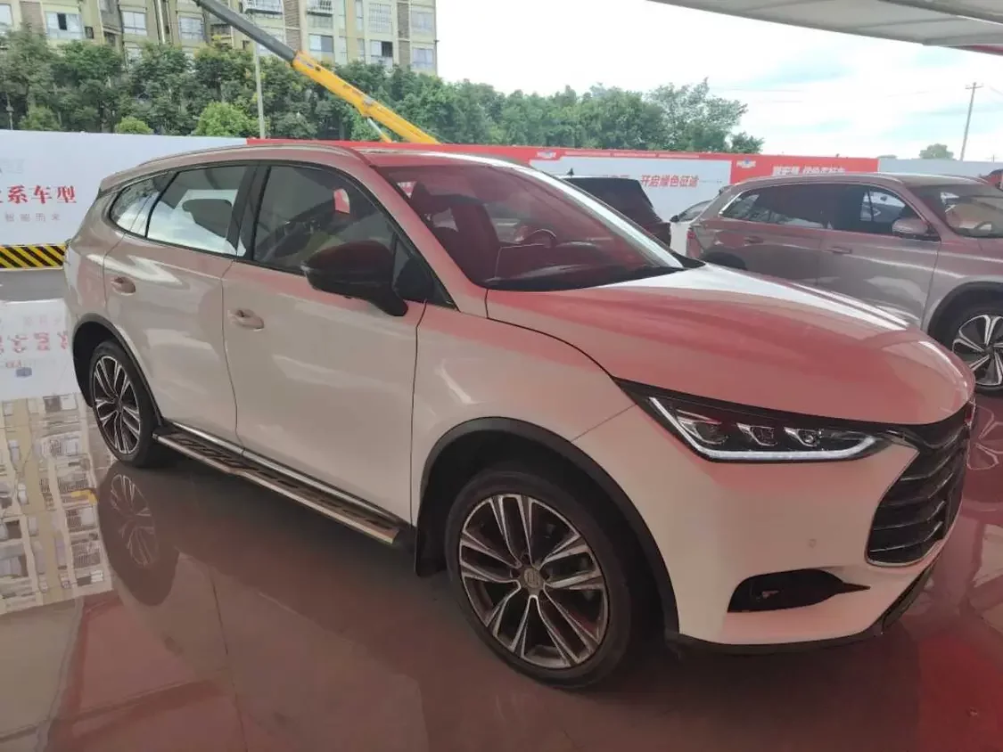 BYD Tang