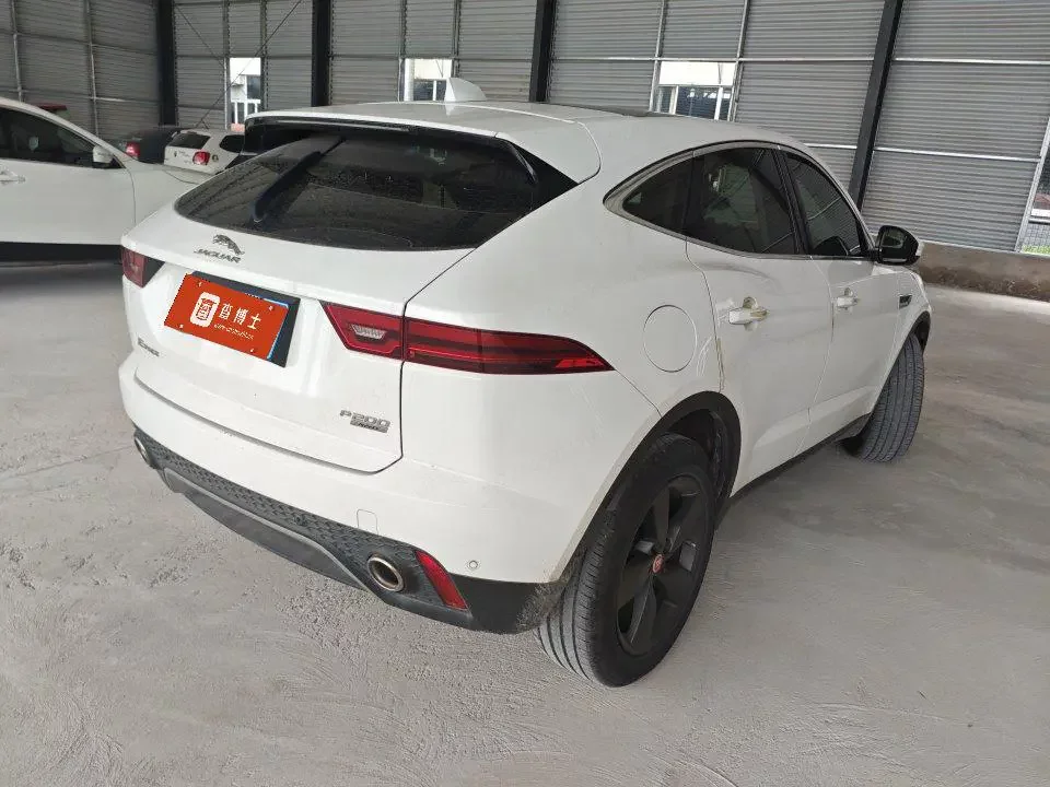 Jaguar E-PACE