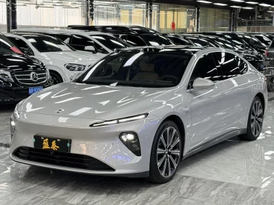 NIO ET7