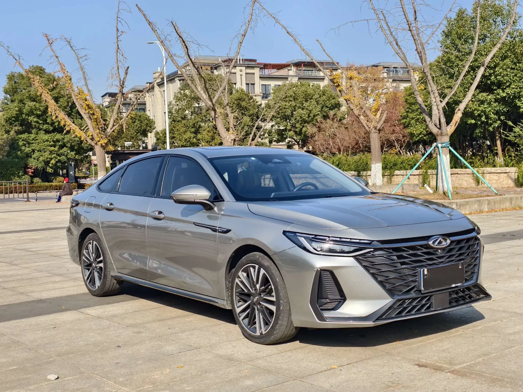 Chery Arrizo 8
