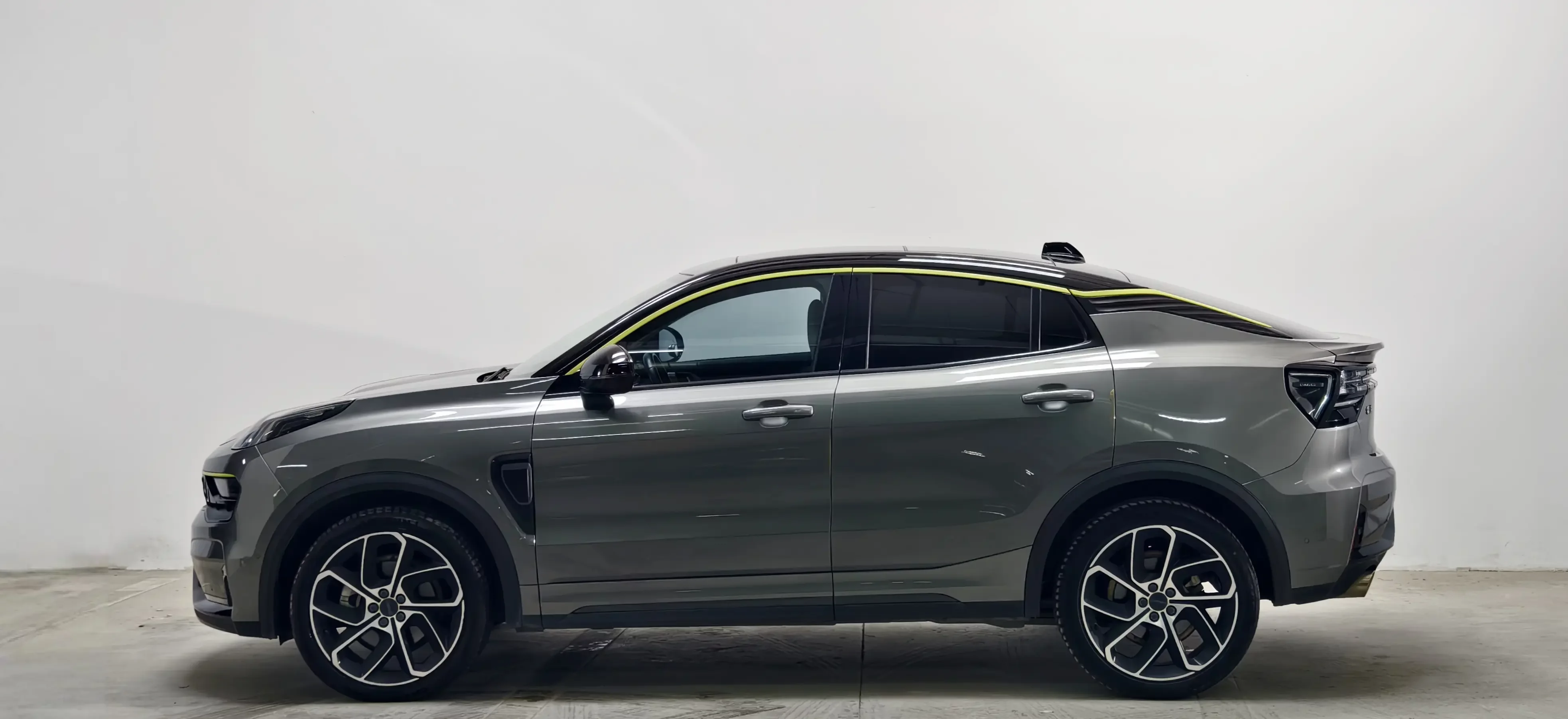 Lynk & Co 05