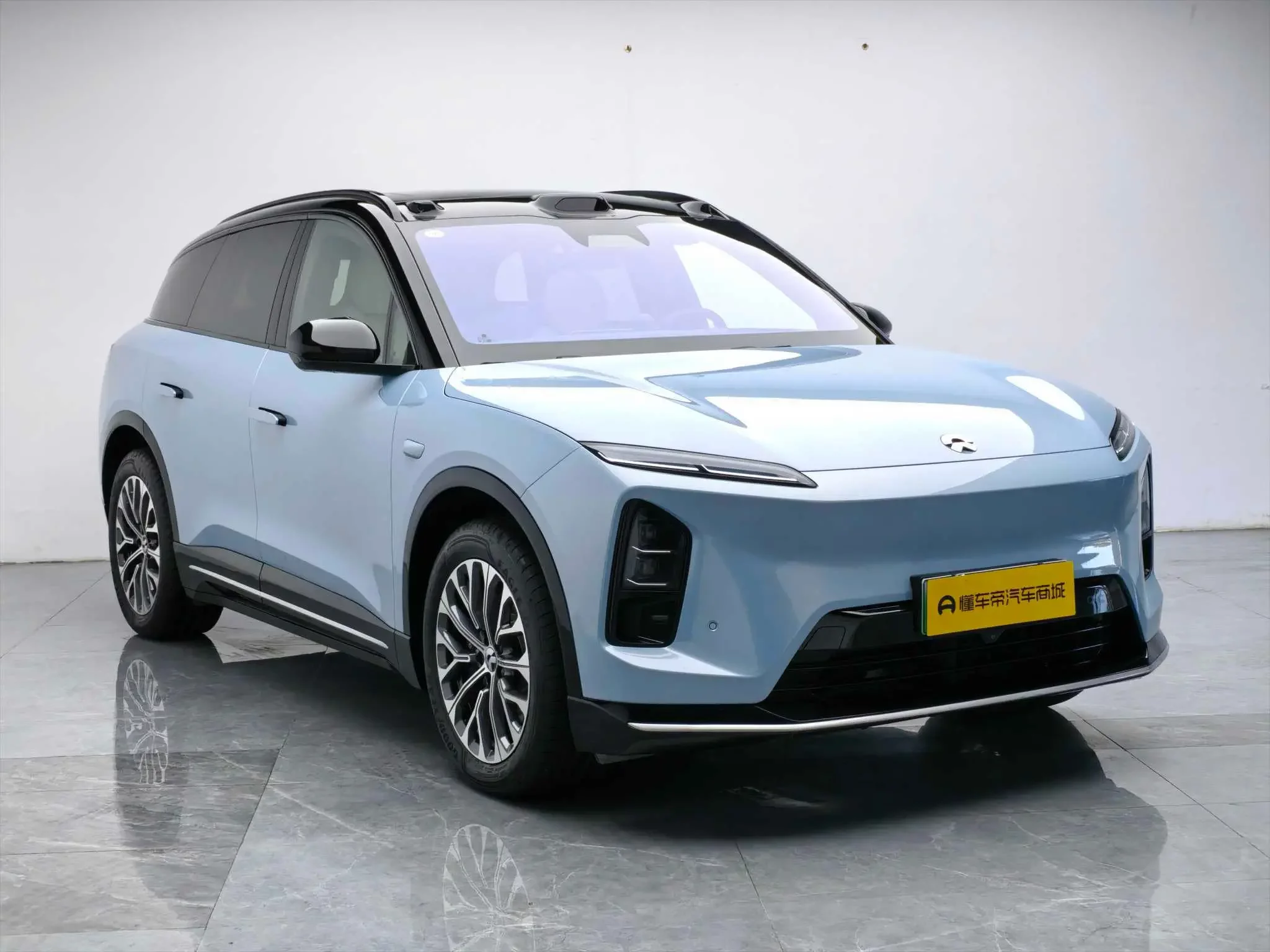 NIO ES6