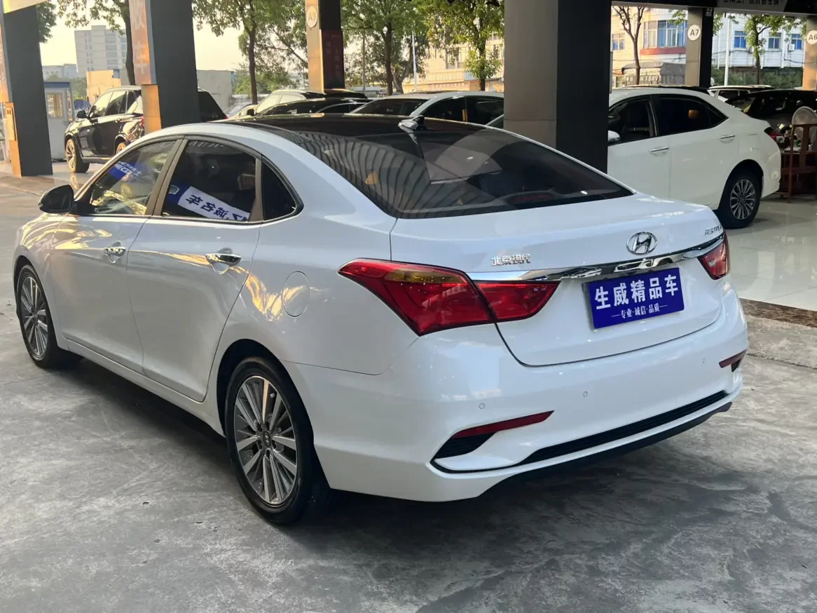 Hyundai Mistra