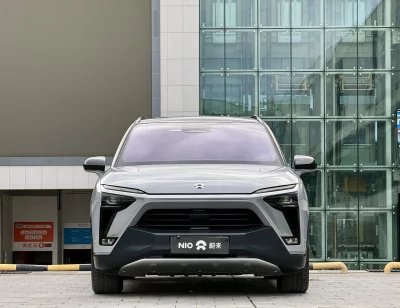 NIO ES8