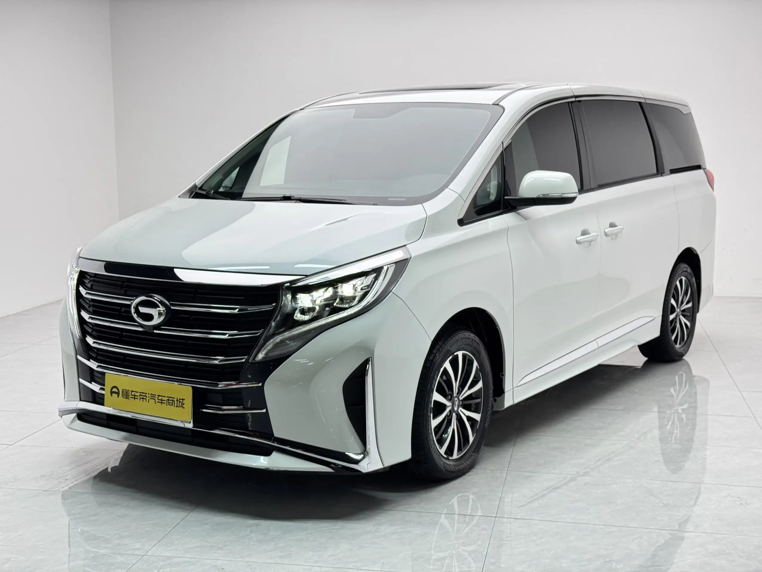 GAC Trumpchi M8