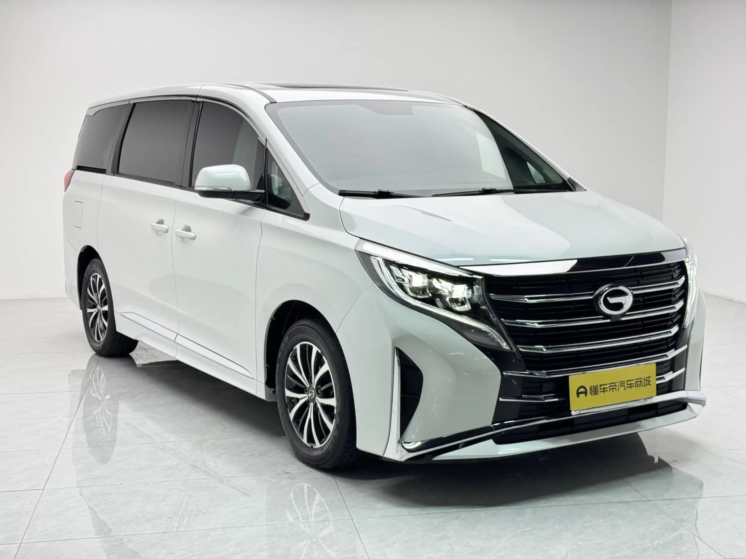 GAC Trumpchi M8