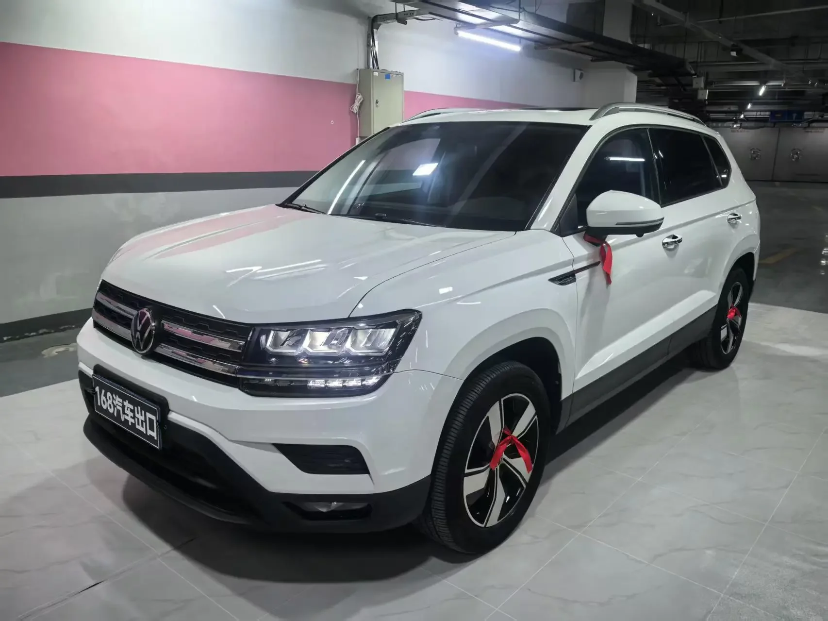 Volkswagen Tharu