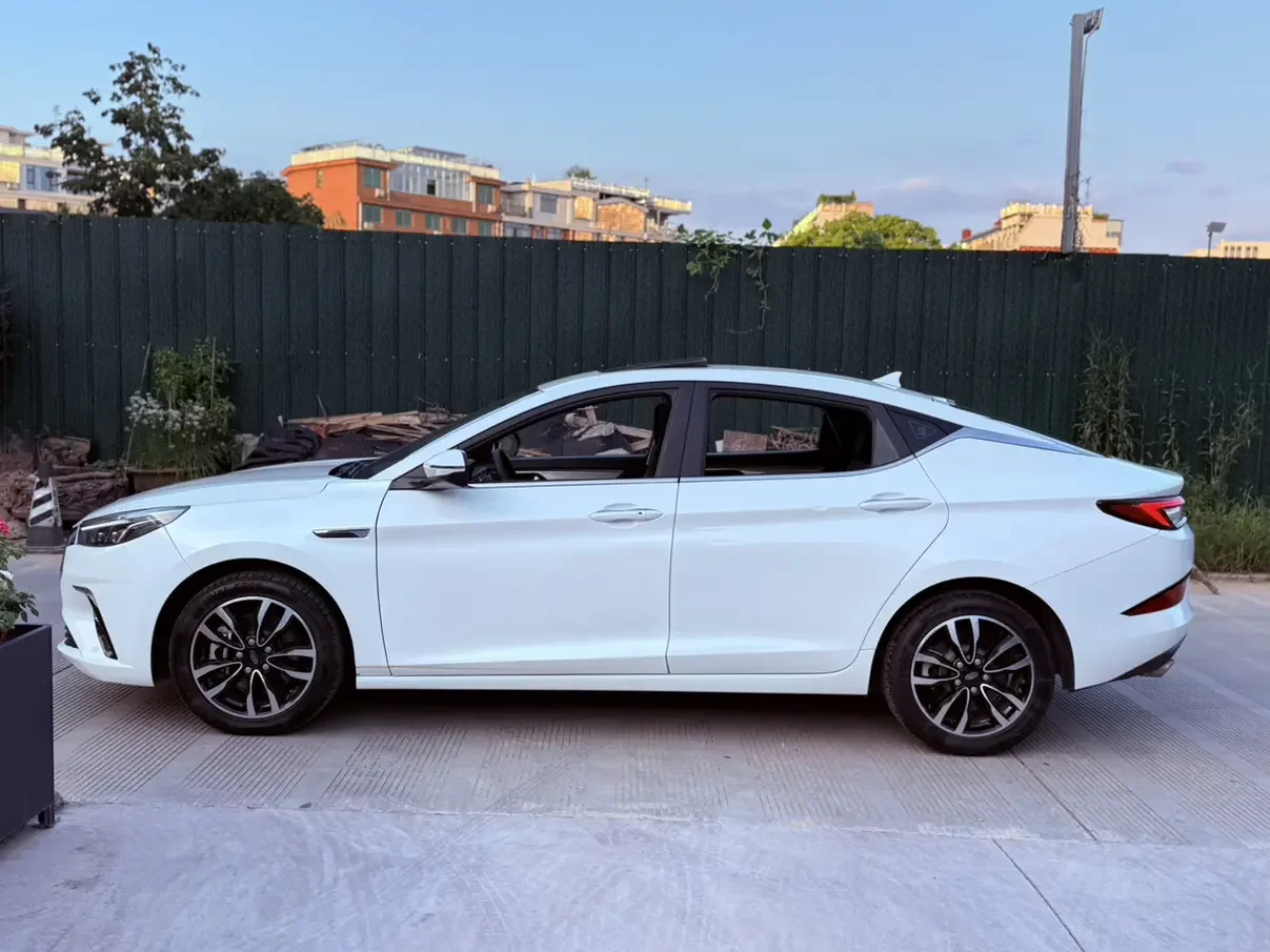 JAC Jiayue A5
