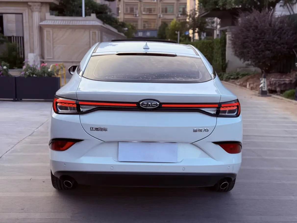 JAC Jiayue A5