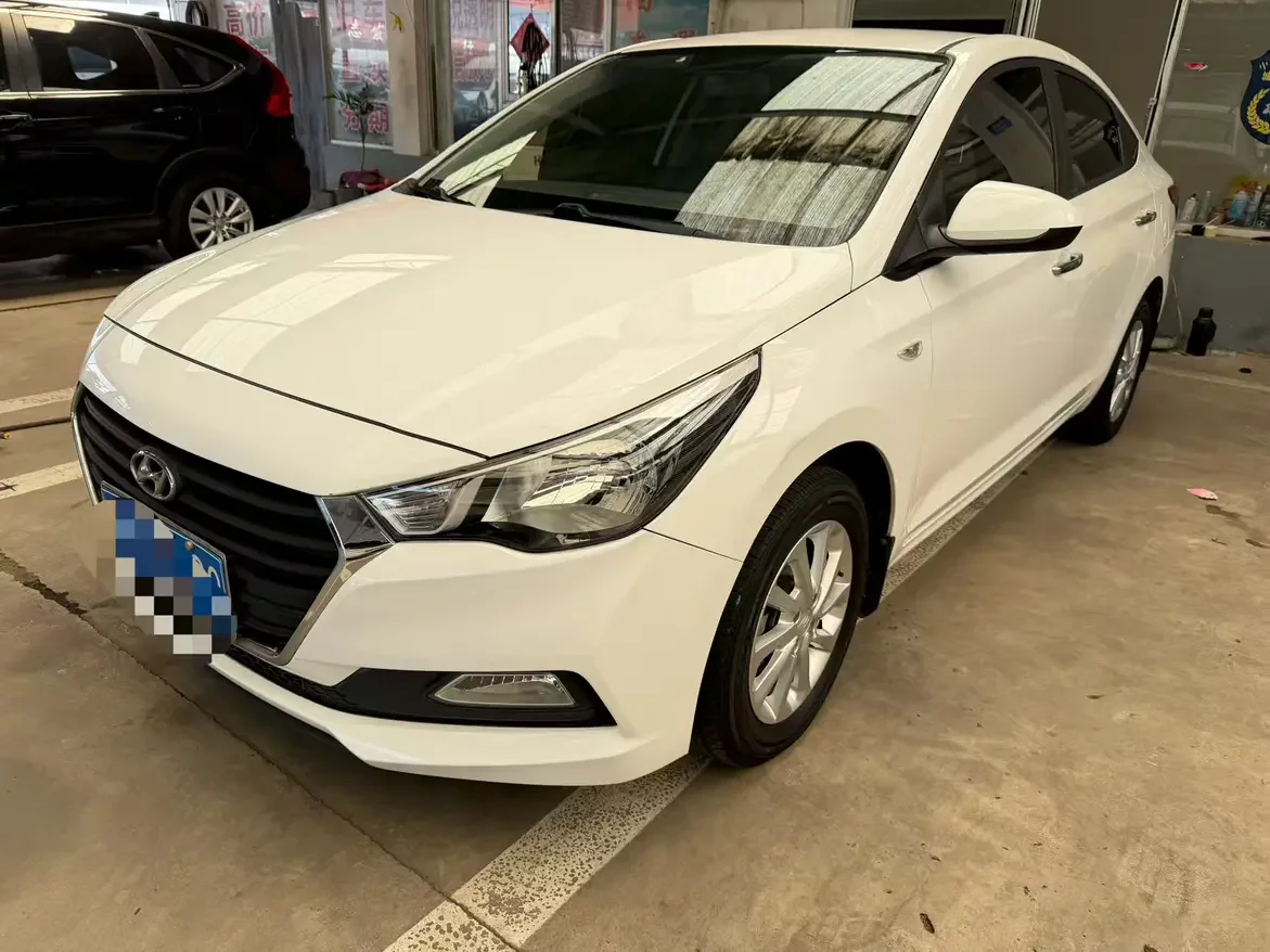 Hyundai Accept
