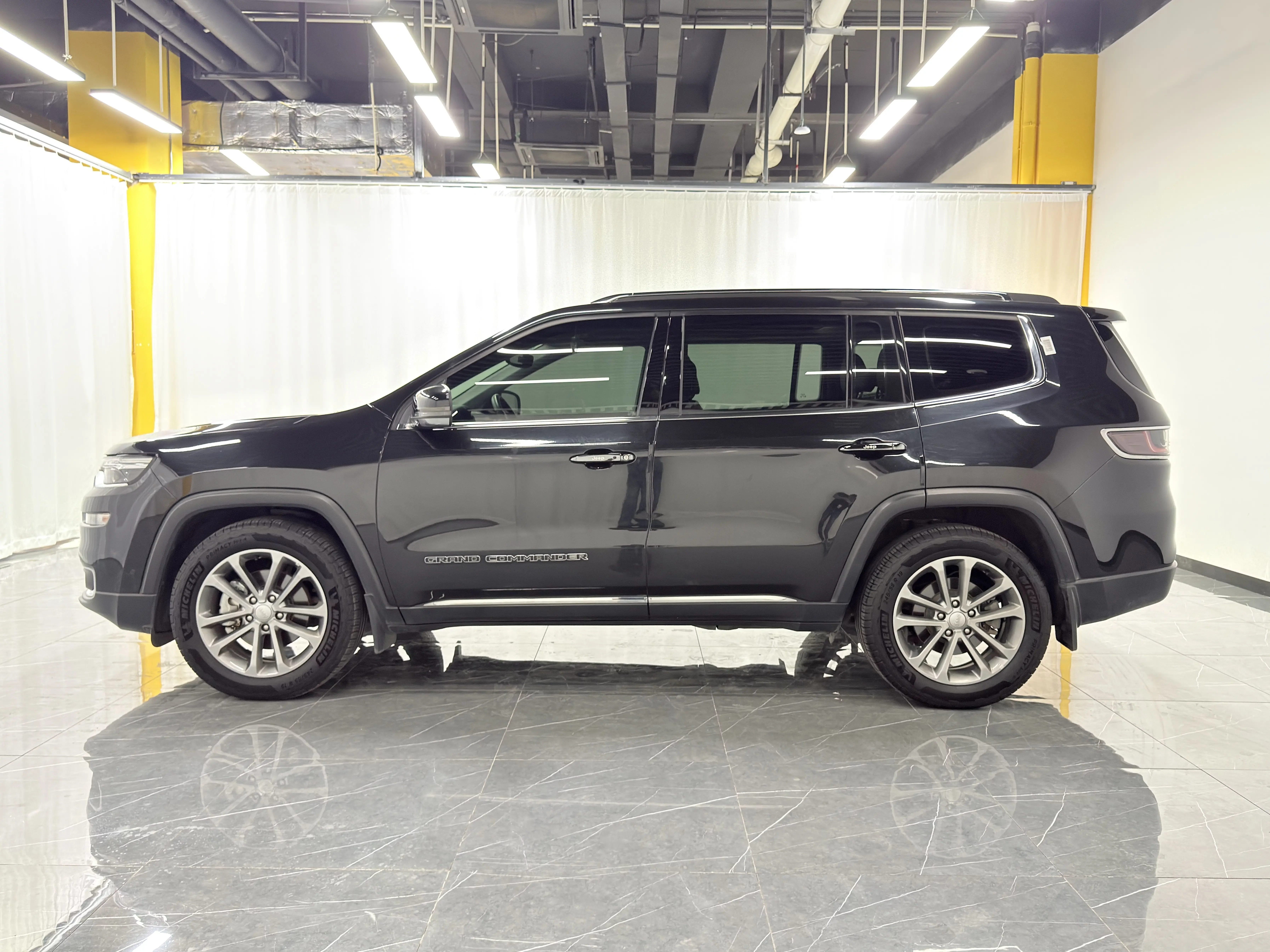 Jeep Grand Commander
