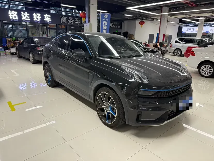 Lynk & Co 05