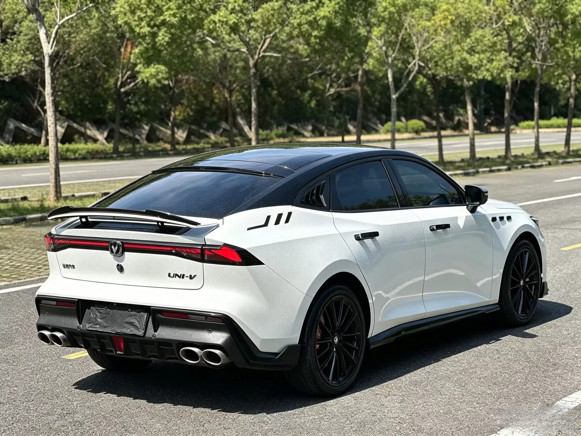 Changan UNI-V
