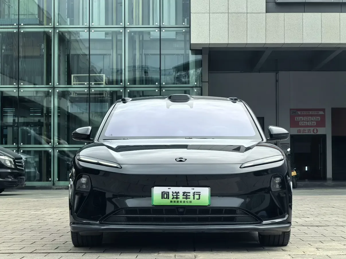 NIO ET5T