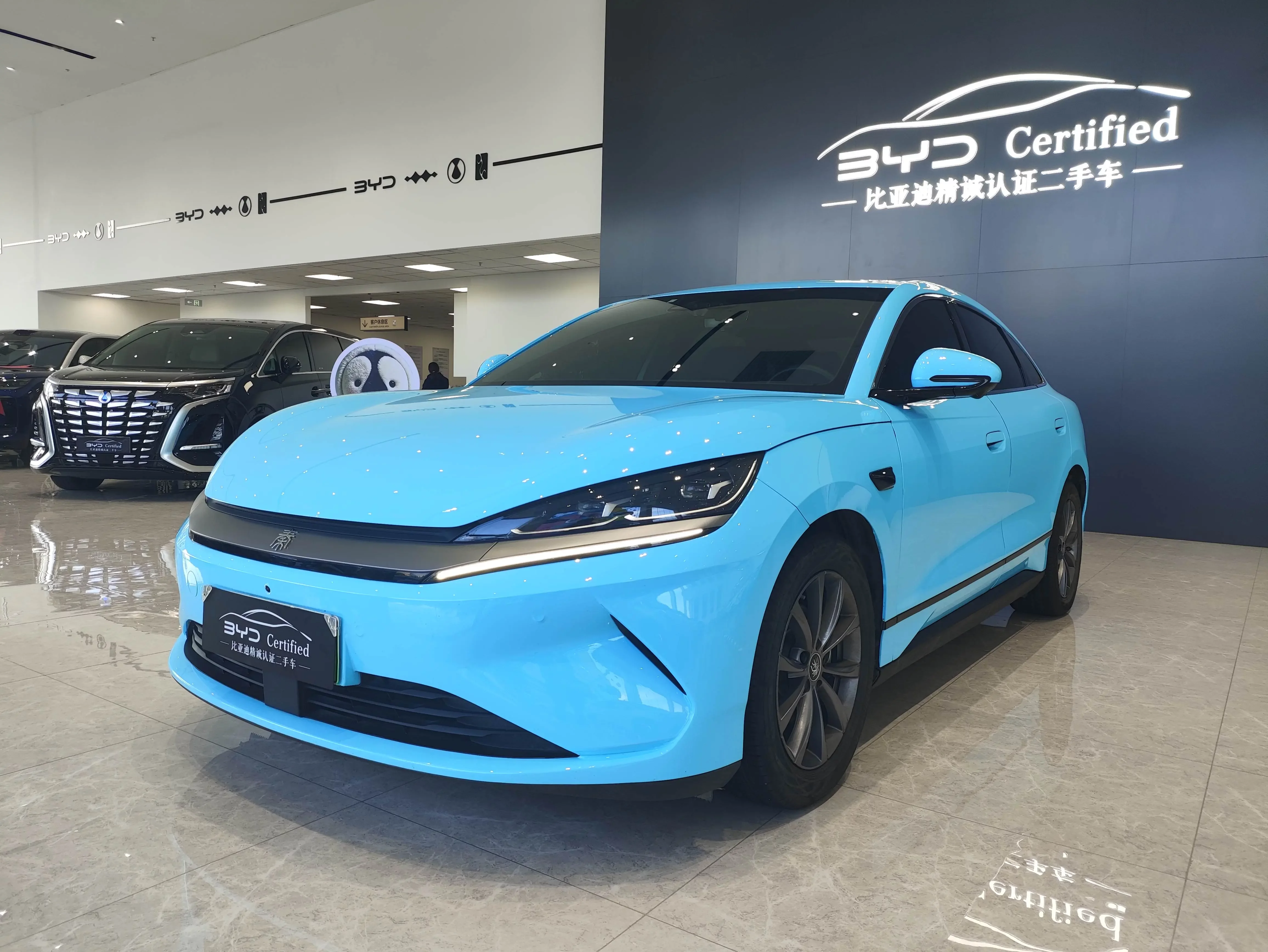 BYD Qin L EV