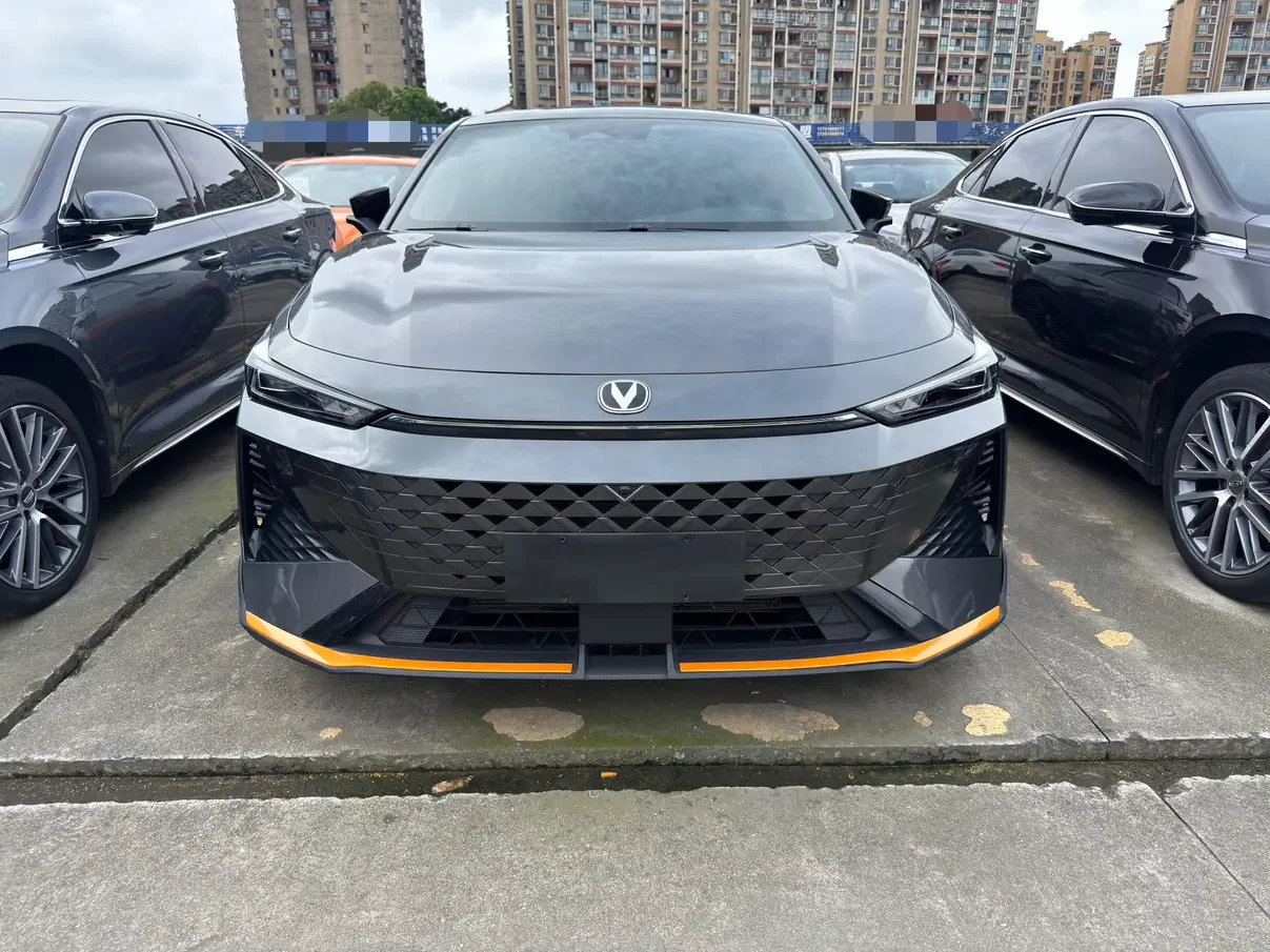 Changan UNI-V