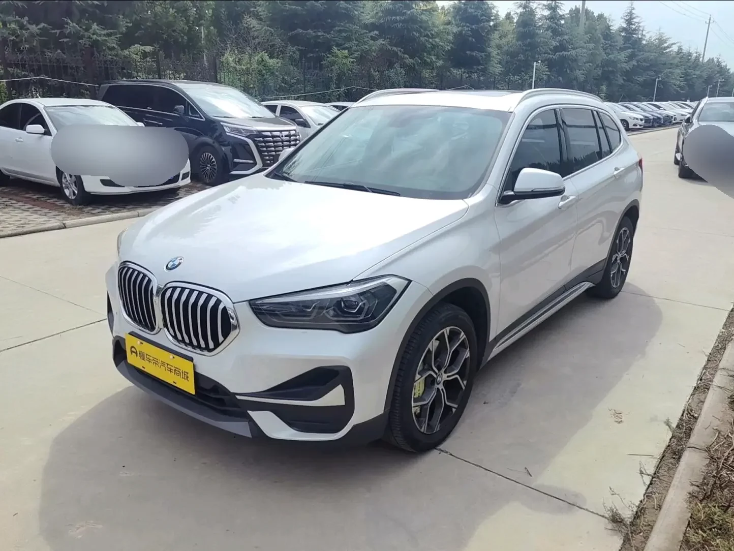 BMW X1