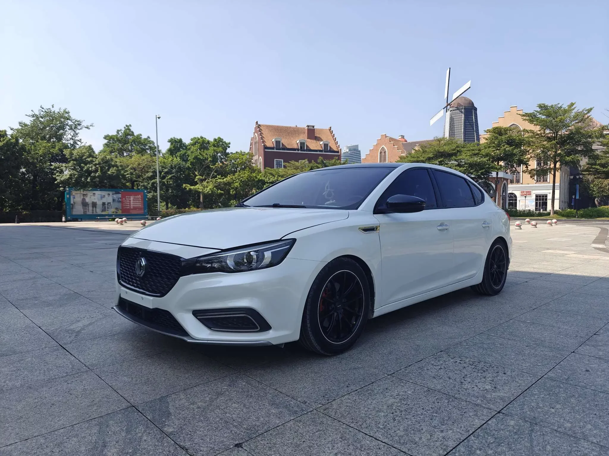 MG 6