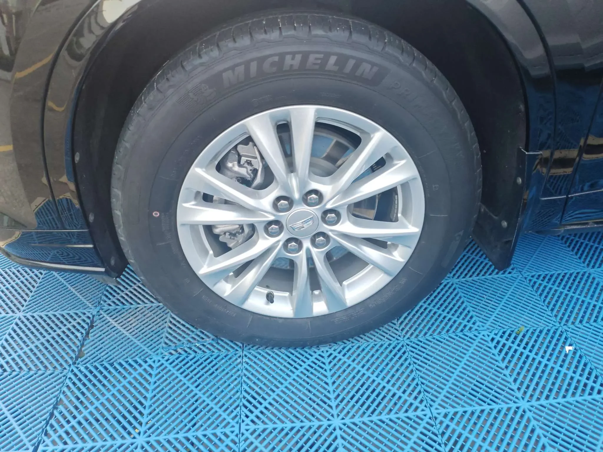 Cadillac XT6
