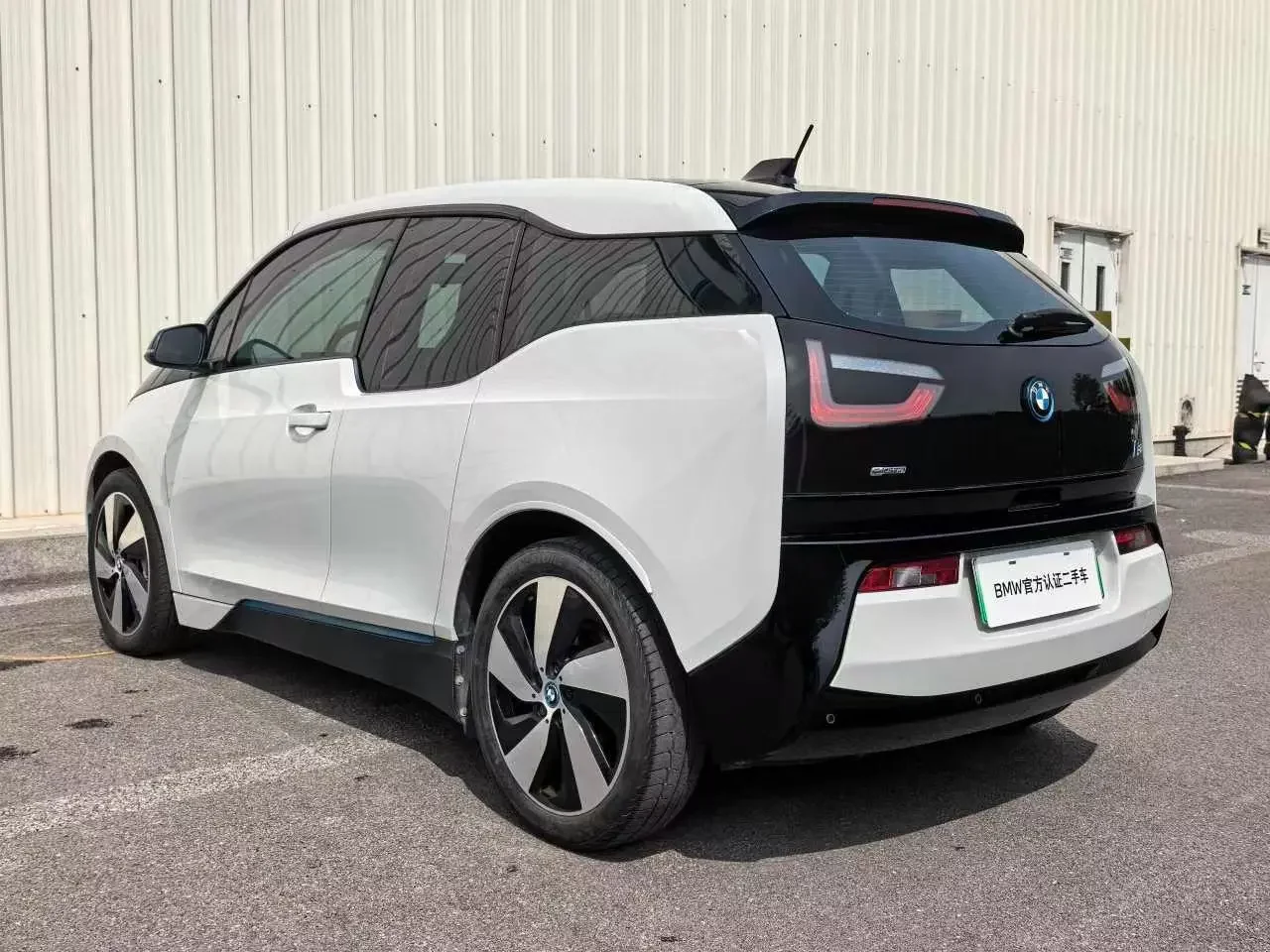 BMW i3
