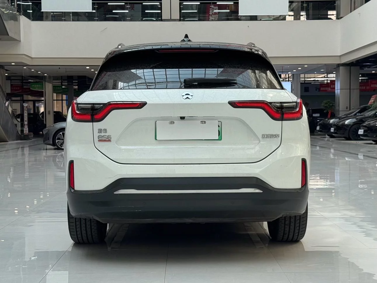 NIO ES6