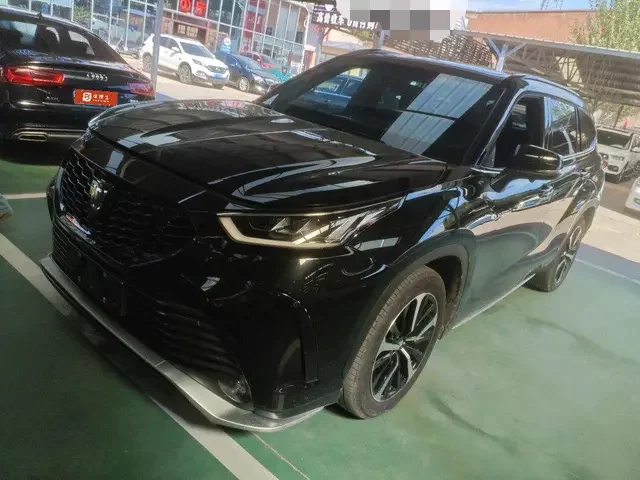 Toyota Crown Kluger