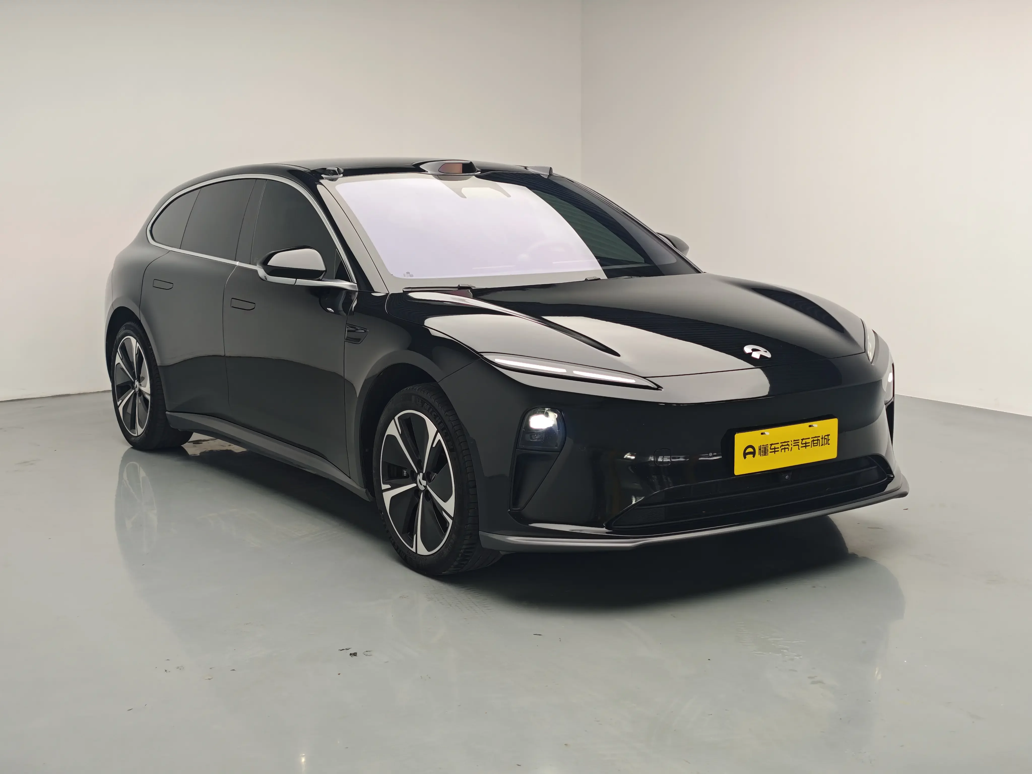 NIO ET5T