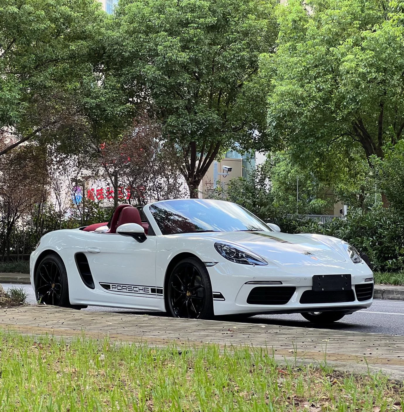 Porsche 718