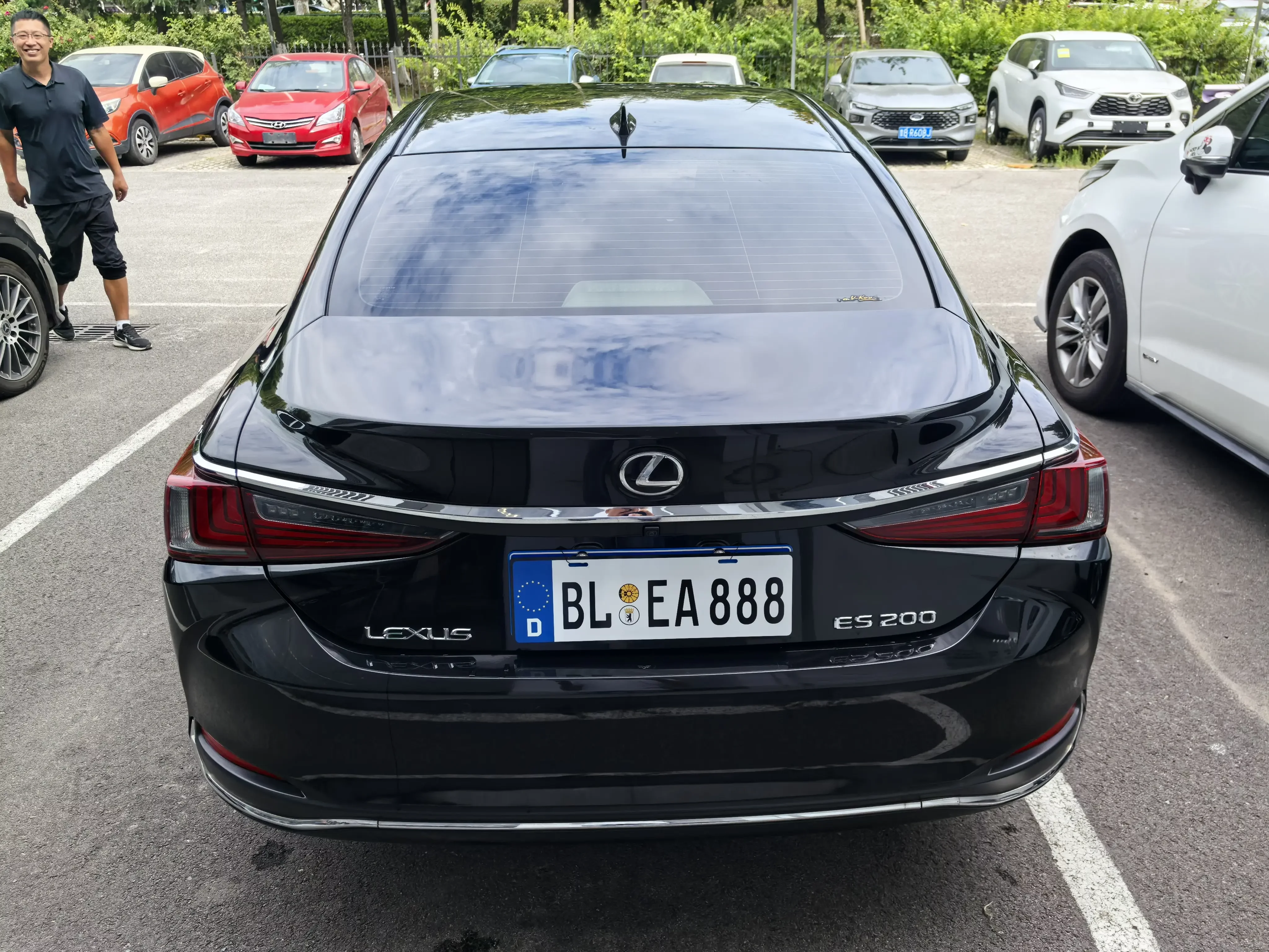 Lexus ES