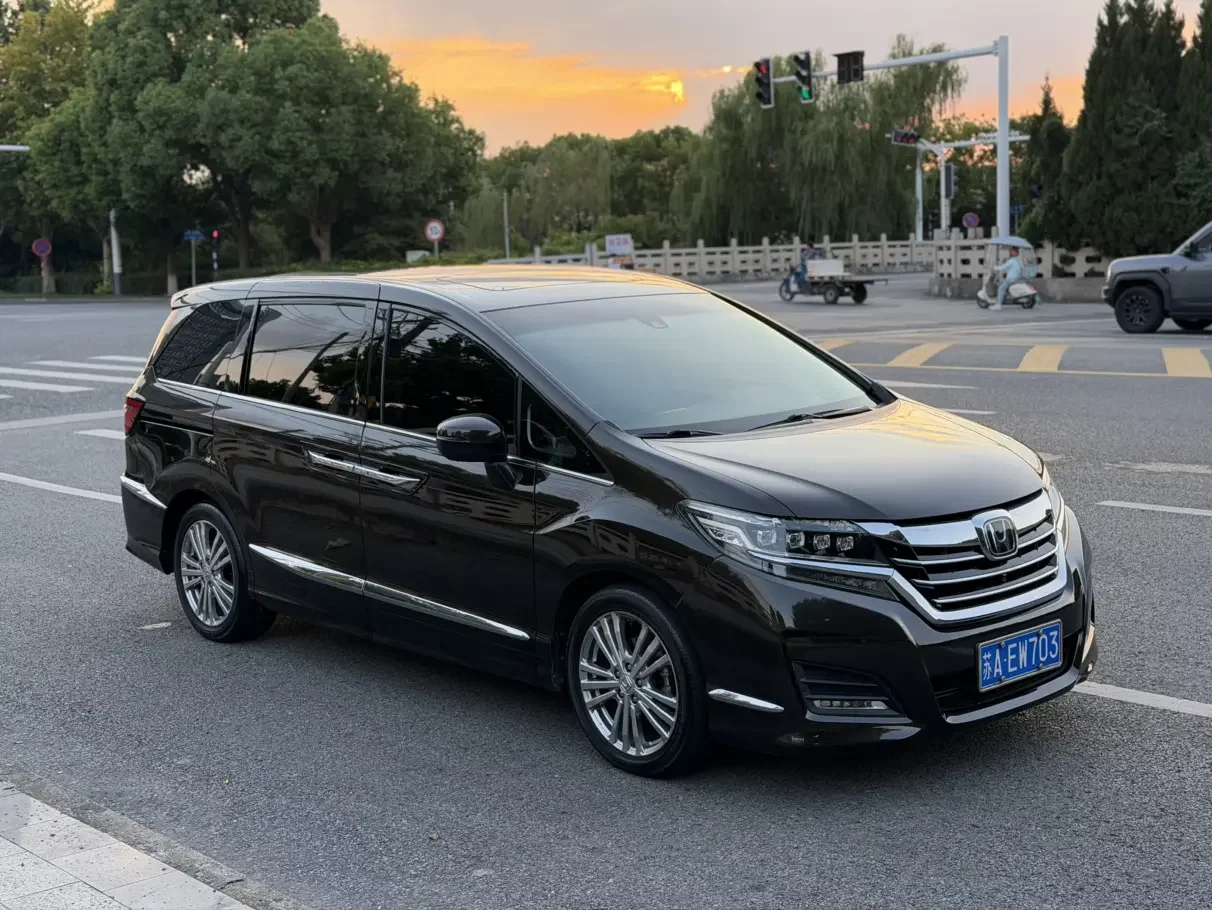 Honda Elysion