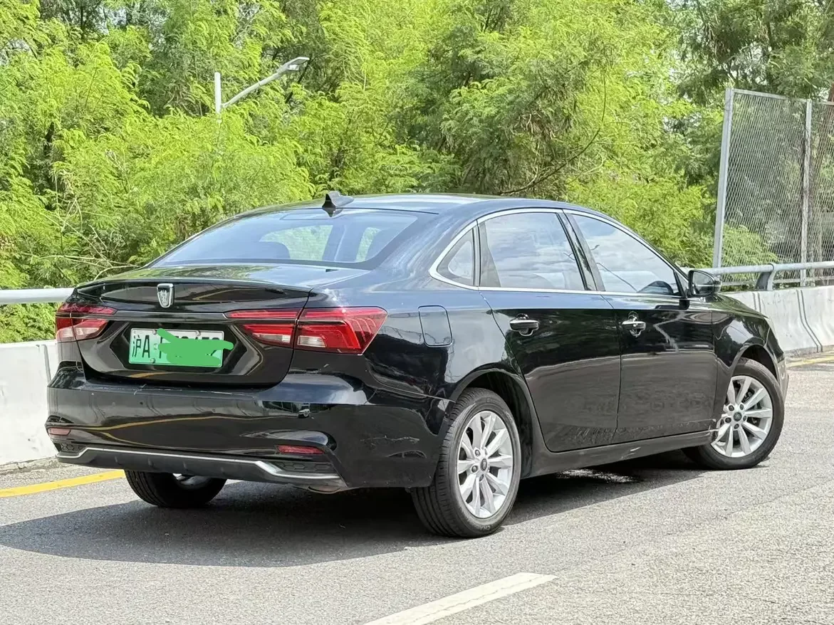 Roewe ei6