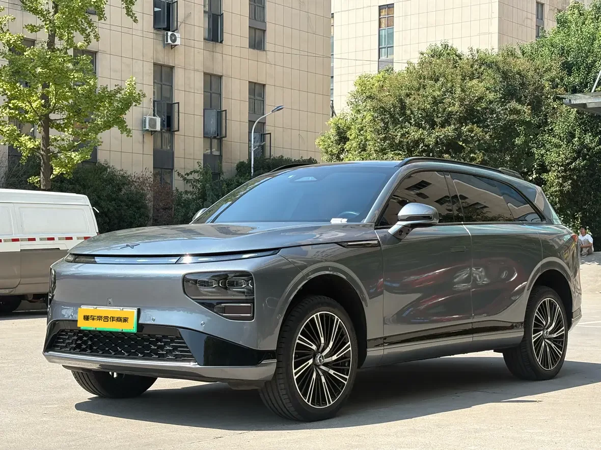 XPeng G9