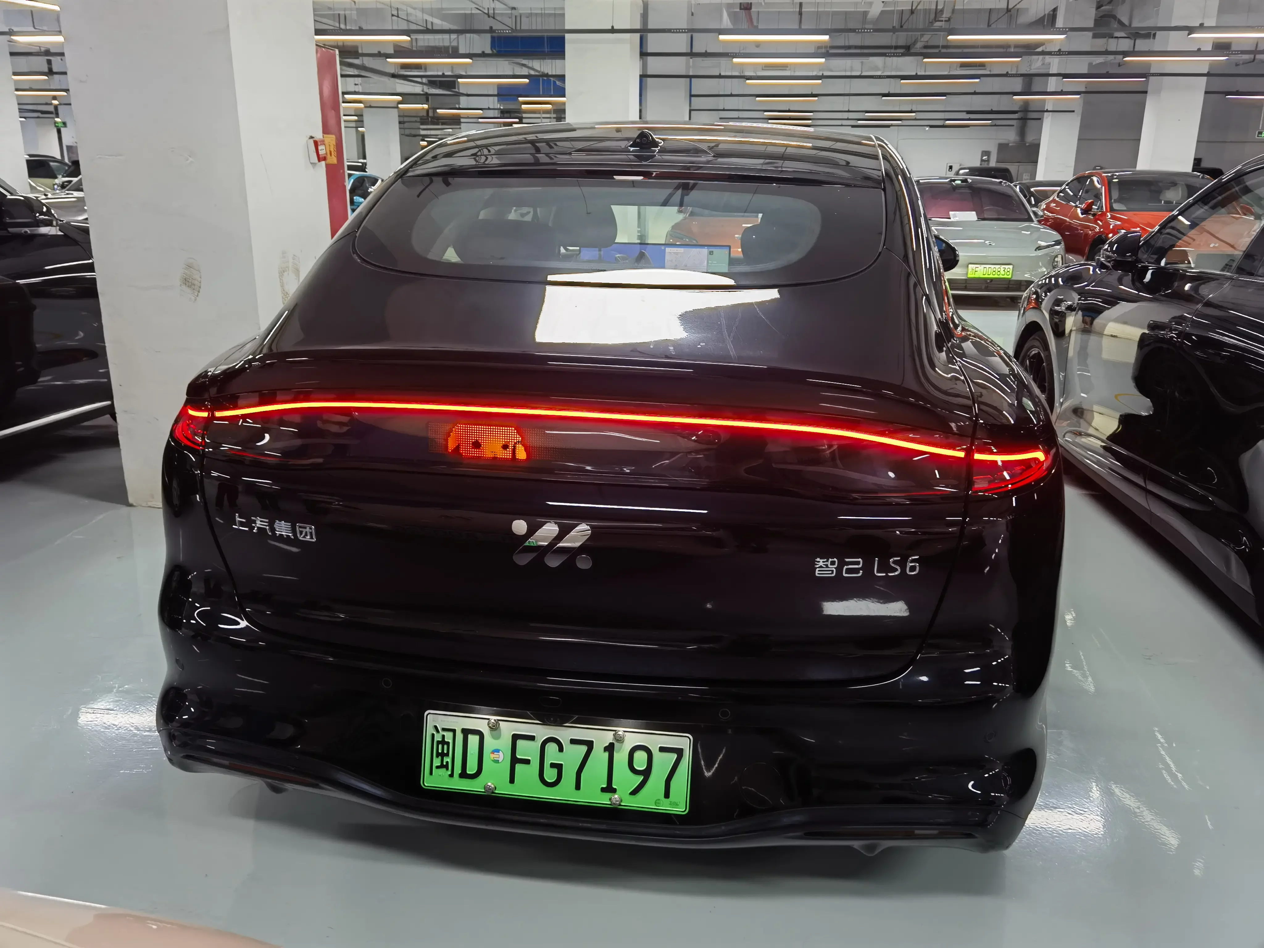 IM Motors Zhiji LS6