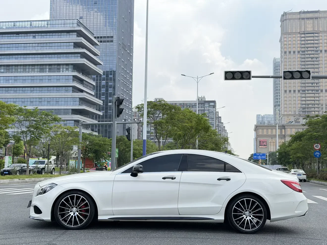 Mercedes-Benz CLS