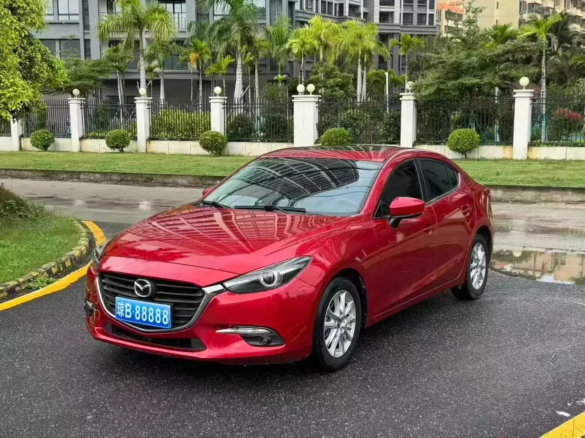 Mazda Axela