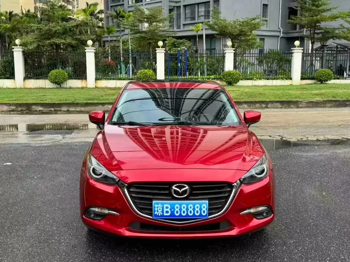 Mazda Axela
