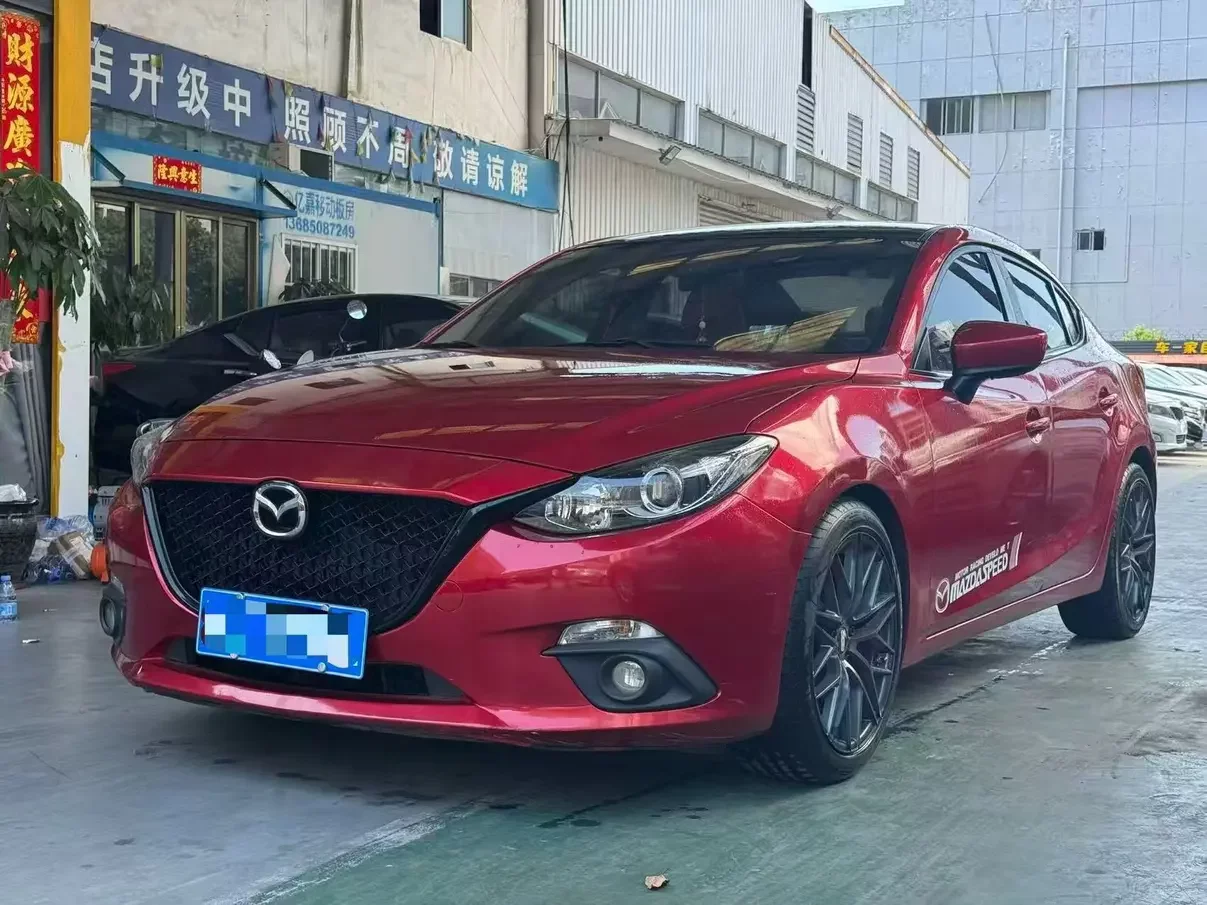 Mazda Axela