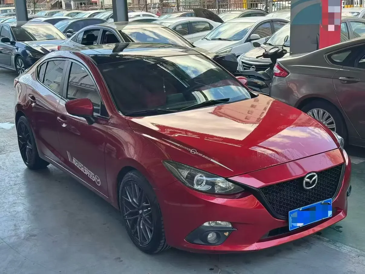 Mazda Axela